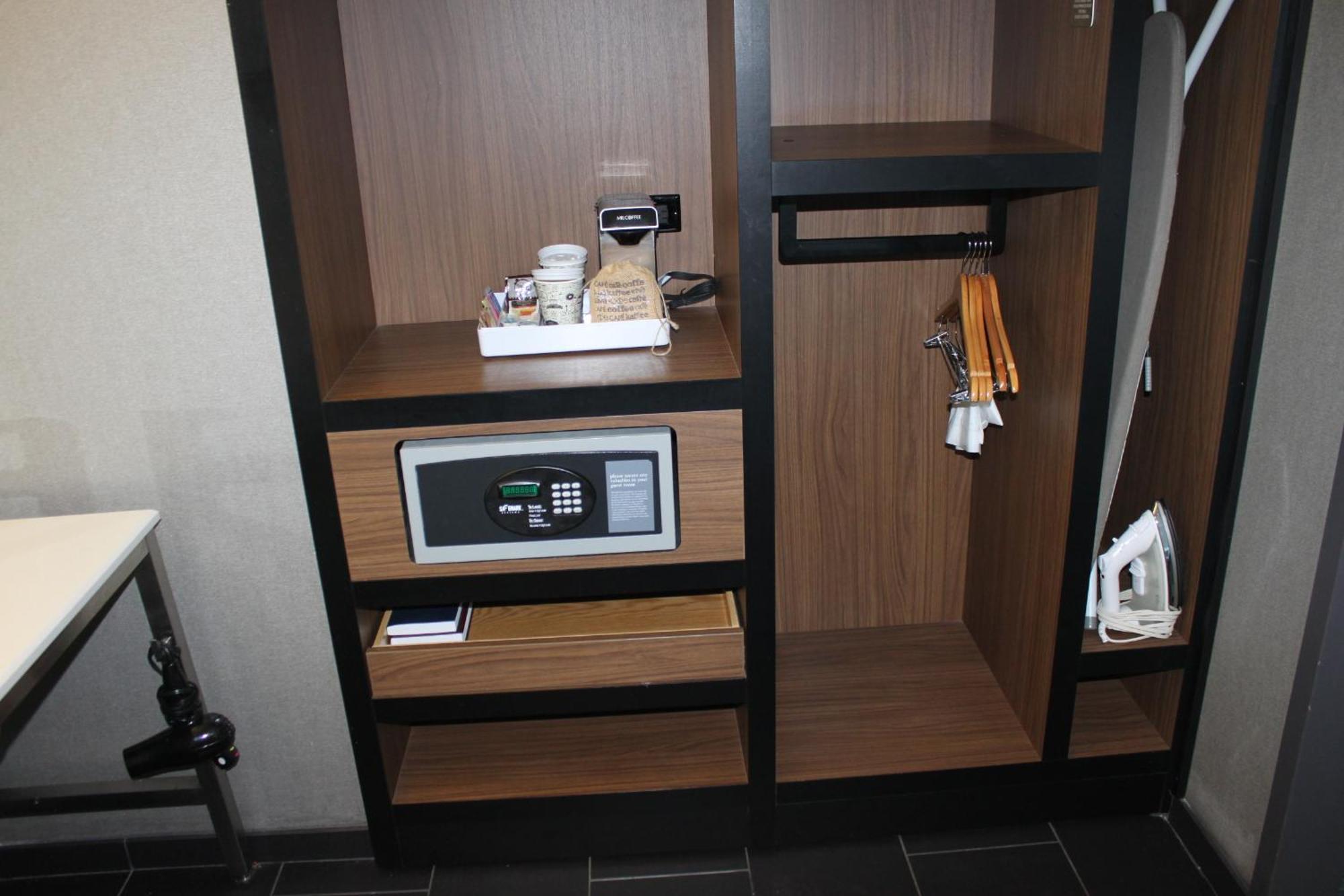 อลอฟต์ ซีราคิวส์ อินเนอร์ ฮาร์เบอร์ Hotel ภายนอก รูปภาพ